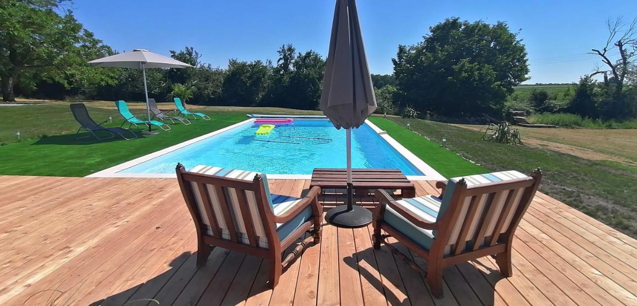 Domaine De Gaia, Piscine, Petanque, Ping Pong, Proche Saint-Emilion Bed and Breakfast Guillac  Εξωτερικό φωτογραφία