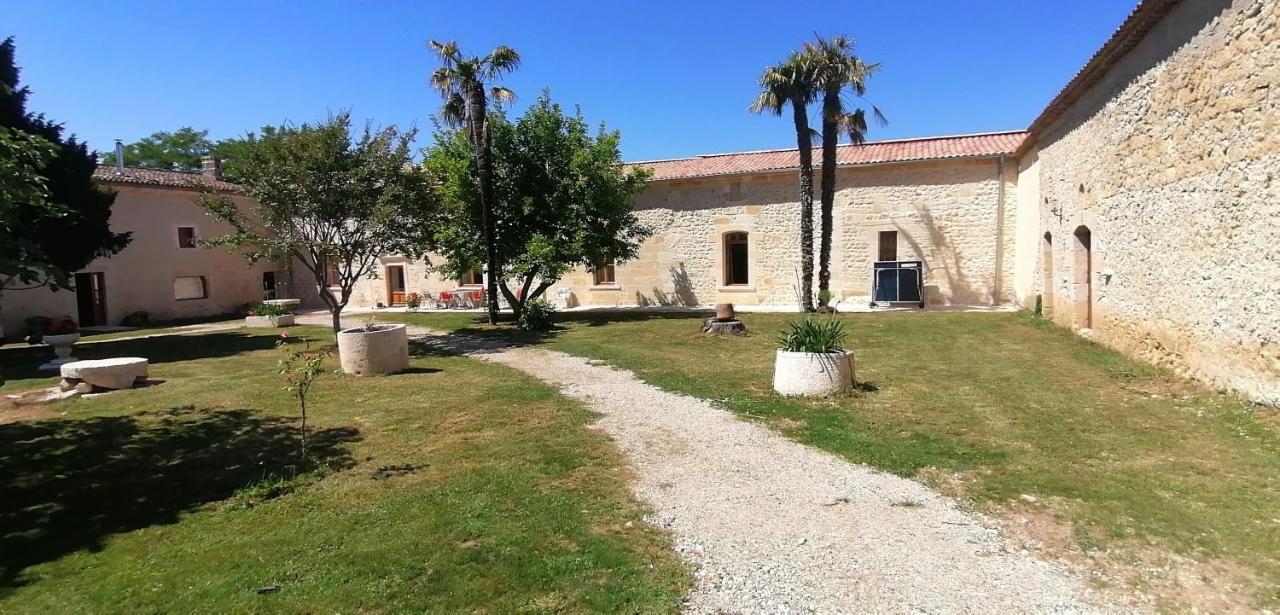 Domaine De Gaia, Piscine, Petanque, Ping Pong, Proche Saint-Emilion Bed and Breakfast Guillac  Εξωτερικό φωτογραφία