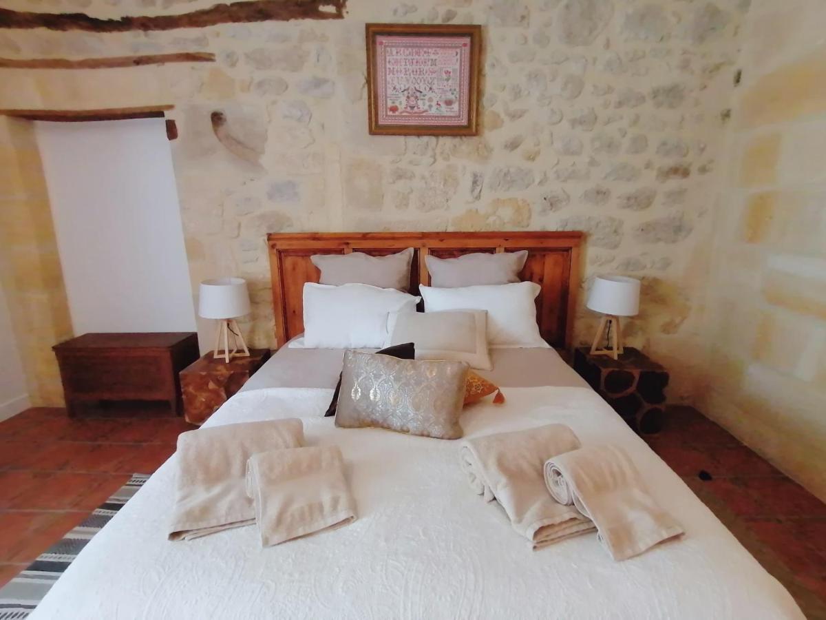 Domaine De Gaia, Piscine, Petanque, Ping Pong, Proche Saint-Emilion Bed and Breakfast Guillac  Εξωτερικό φωτογραφία