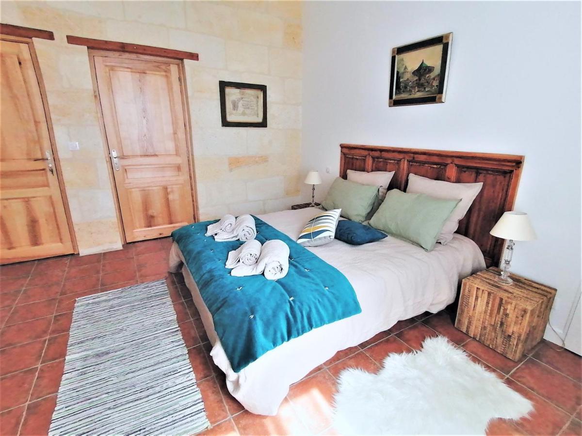 Domaine De Gaia, Piscine, Petanque, Ping Pong, Proche Saint-Emilion Bed and Breakfast Guillac  Εξωτερικό φωτογραφία