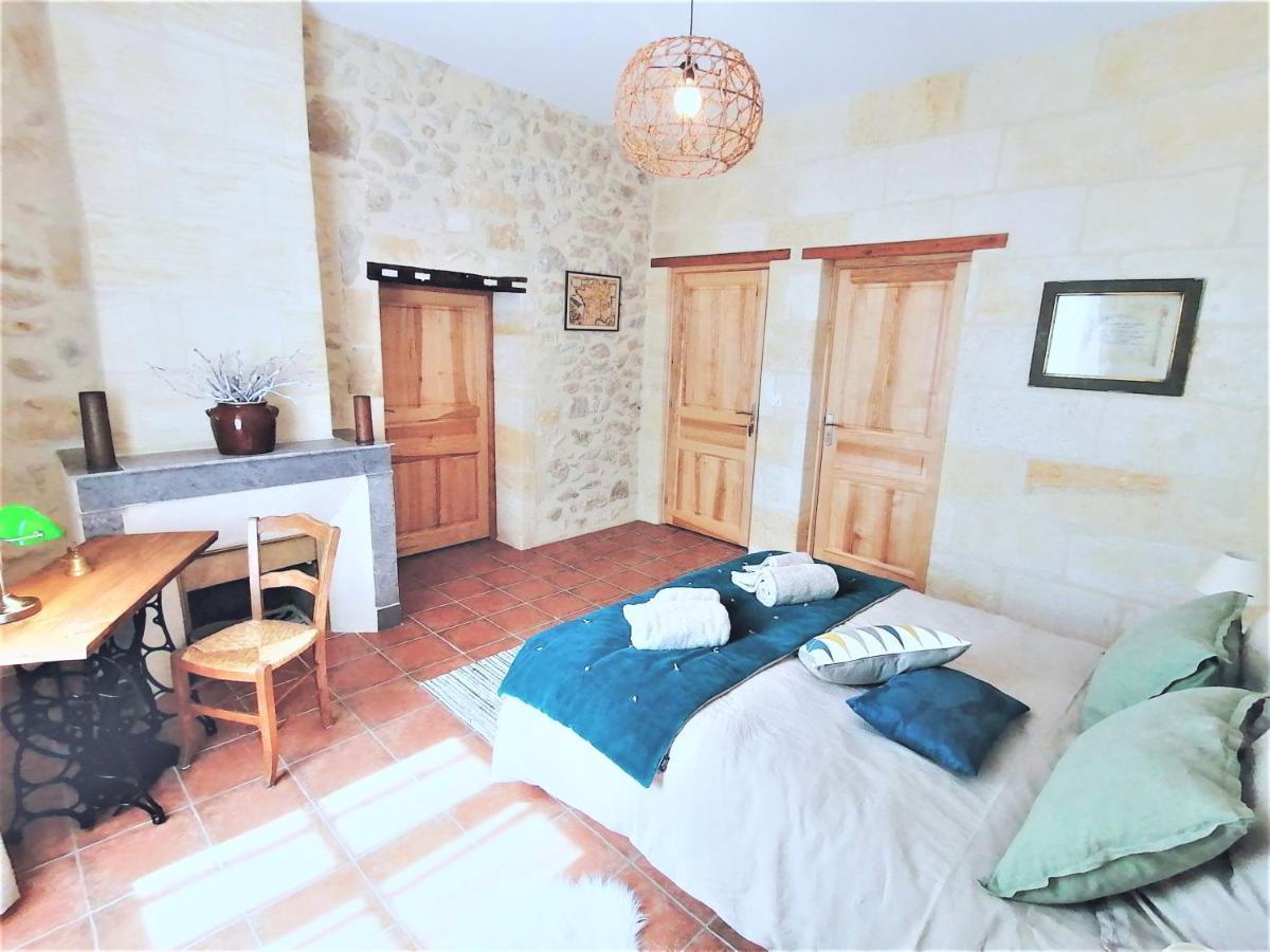 Domaine De Gaia, Piscine, Petanque, Ping Pong, Proche Saint-Emilion Bed and Breakfast Guillac  Εξωτερικό φωτογραφία