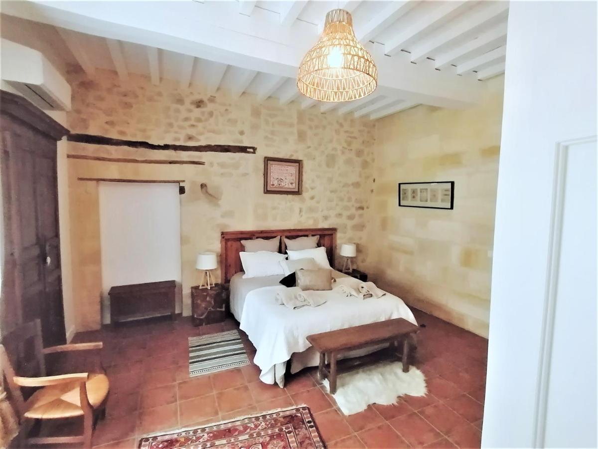 Domaine De Gaia, Piscine, Petanque, Ping Pong, Proche Saint-Emilion Bed and Breakfast Guillac  Εξωτερικό φωτογραφία